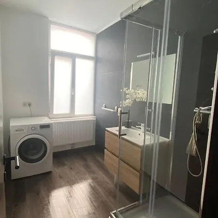 Chez Kaisy منزل للإقامة لييج